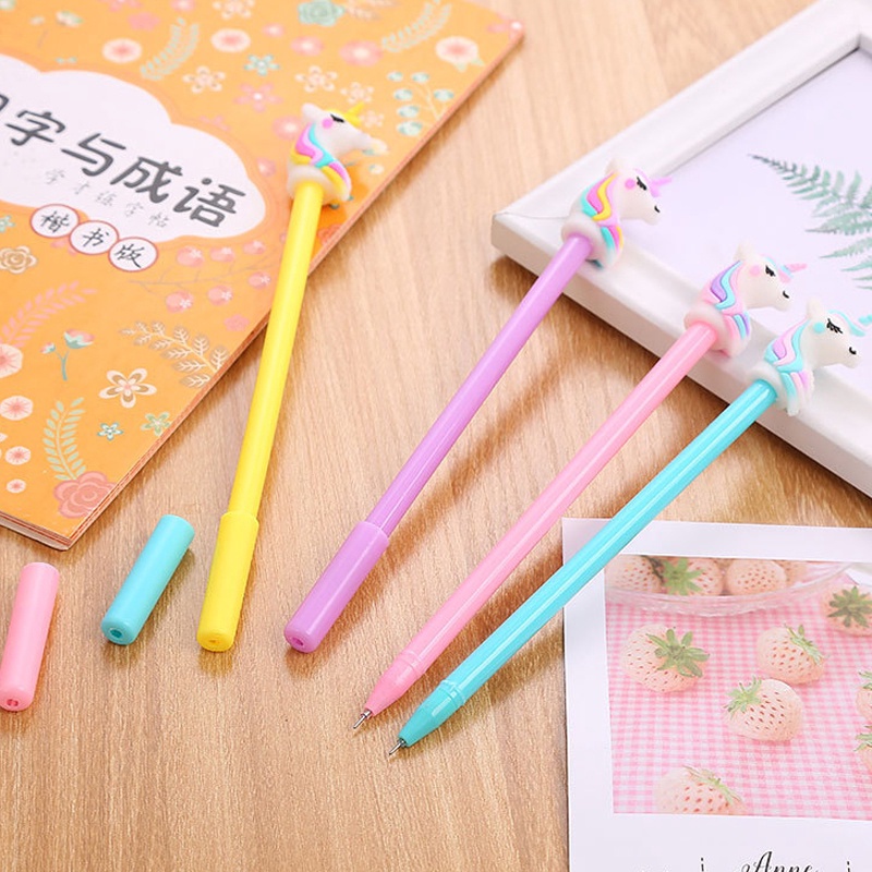 Bút bi mực đen dễ thương 18.5 cm x 1 cm