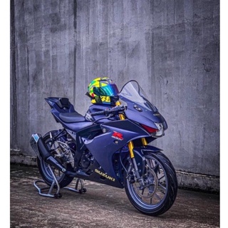 Kính chắn gió GSX150 vòm thấp dài trong suốt