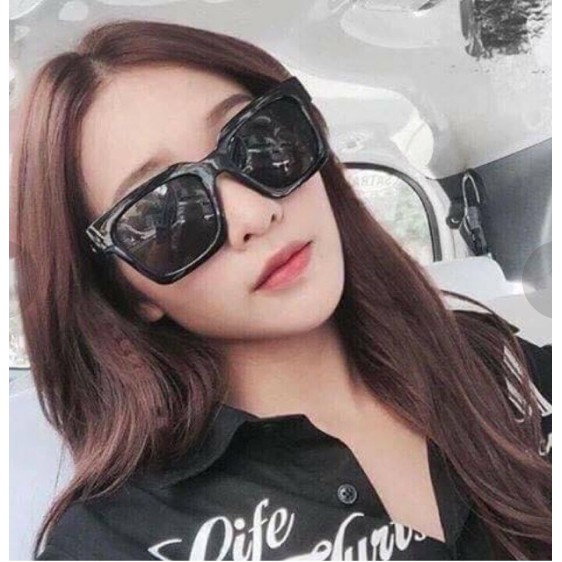 🌲🌲Kính mát vuông V đen lớn | BigBuy360 - bigbuy360.vn