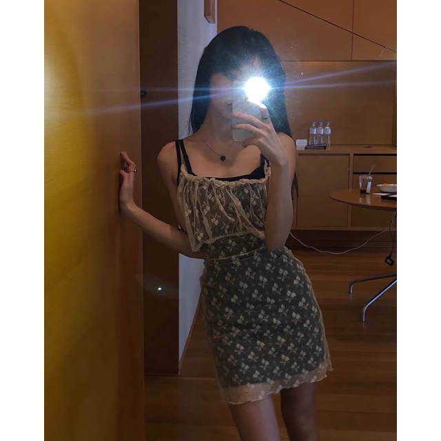 Đầm hai dây ren body