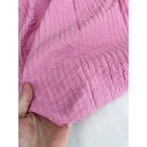 Vải đũi tằm nhăn màu hồng