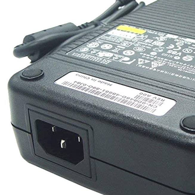 Sạc pin laptop Dell 19.5 10.8a 210w bh 3 tháng