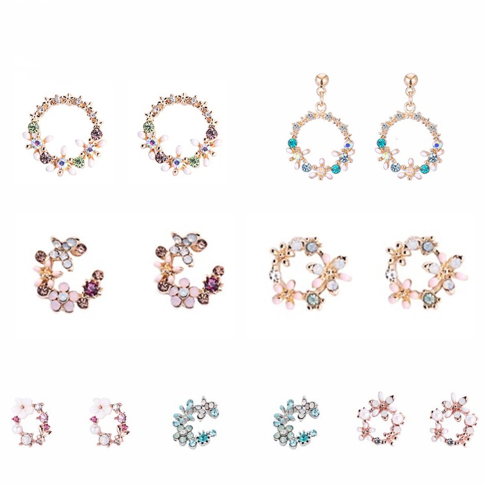 Khuyên Tai Vòng Hoa Đính Hạt Giả Ngọc Trai A78