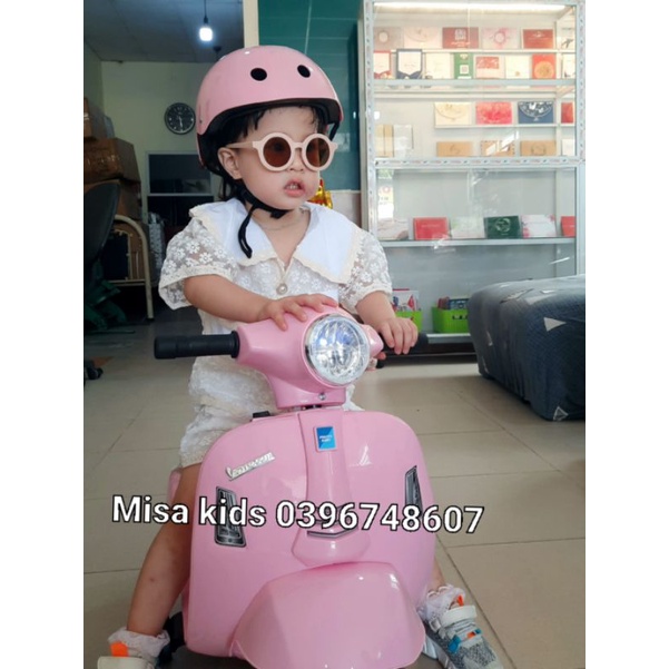 xe máy điện vespa cho bé có đèn, nhạc