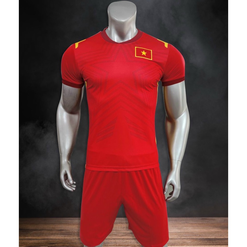 Bộ quần áo bóng đá tuyển Việt Nam mới nhất 2021