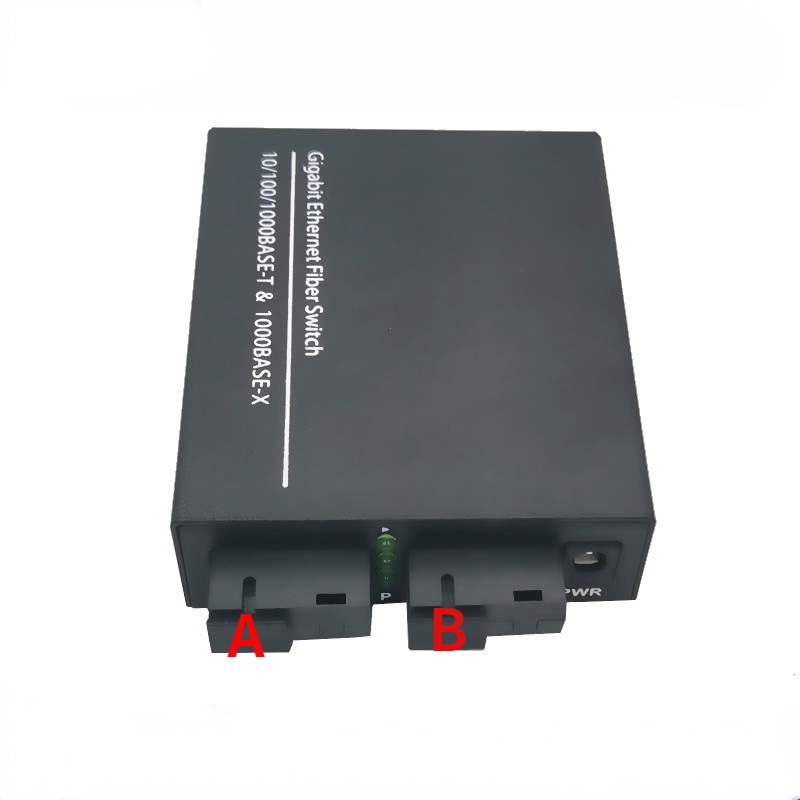 Công Tắc 4 RJ45 UTP 2 SC Gigabit Sợi Quang 10/100/1000M
