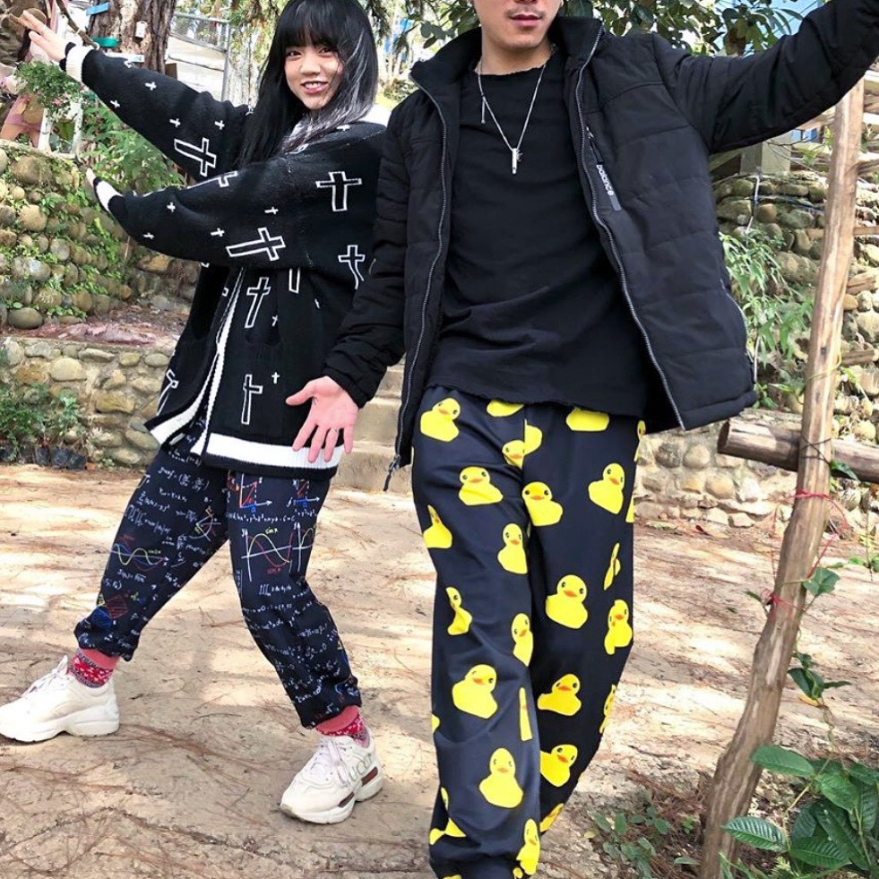 Quần nỉ jogger Vịt Vàng - Quần bo ống unisex Toán Học