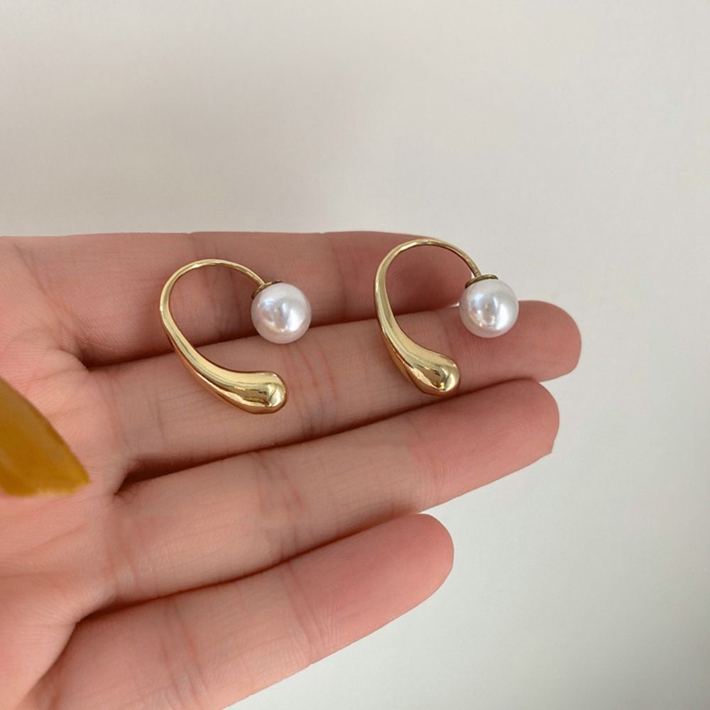 Khuyên tai vòng chữ C bằng hợp kim đính ngọc trai đơn giản thanh lịch phong cách Hàn Quốc cho nữ