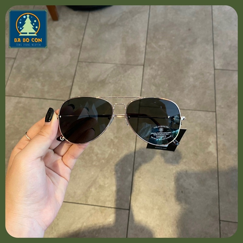 Kính mắt Newlook dáng phi công gọng vàng tuyệt đẹp, kính có mail mua hàng tại web hãng