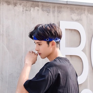 Khăn bandana cho nam nữ.