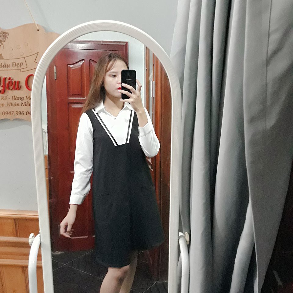 Váy Bầu Đen Phối Tay Trắng Cổ Đức MYC 1264