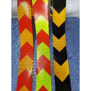 Phản quang mũi tên cảnh báo. Băng dính phản quang chất lượng cao, bán theo mét