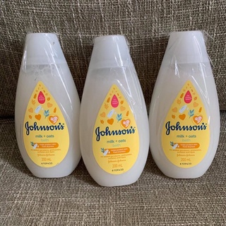 Sũa tắm Jonhson baby chưa sữa và yến mạch -200ml