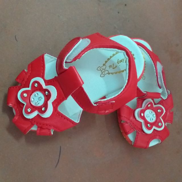Dép tập đi cho bé