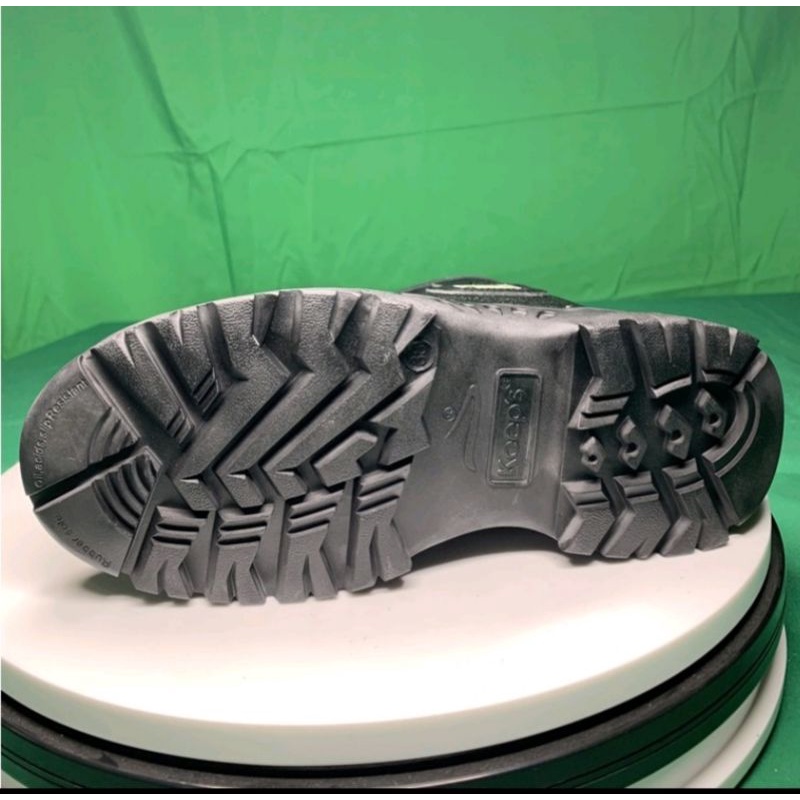 Ủng bảo hộ keep's Đen