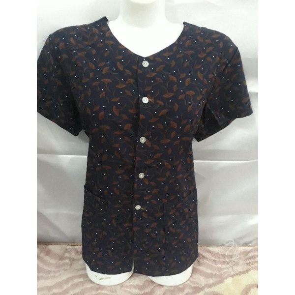 Áo lụa siêu nhẹ dành cho người già