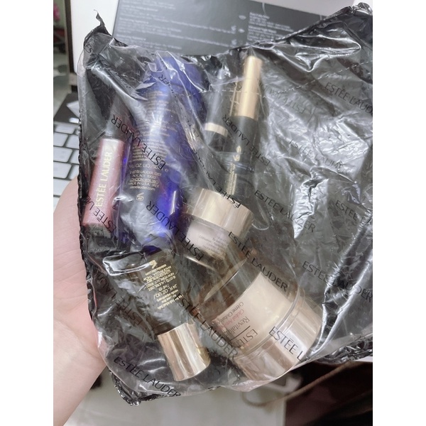 Son Estee Lauder Pure Color Envy màu 420 Unbox 3.5gram.
