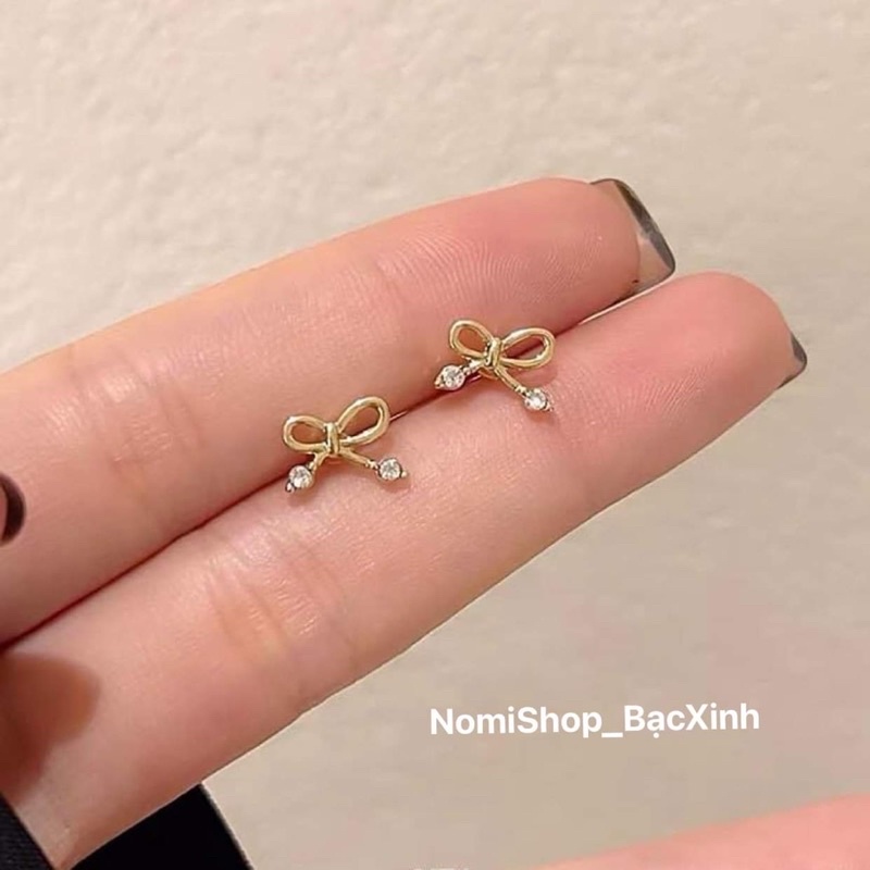Bông tai nhỏ 2 đá nơ xinh xắn chuẩn bạc Mainomi Shop Bạc Xinh
