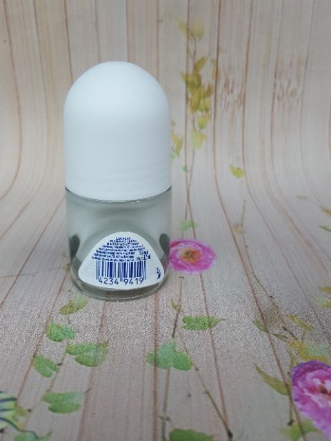 Lăn khử mùi nivea trắng mịn mờ vết thâm 12ml