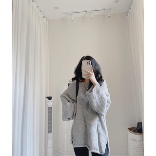 Áo len trơn form rộng lệch vai dấu quần Samhywear