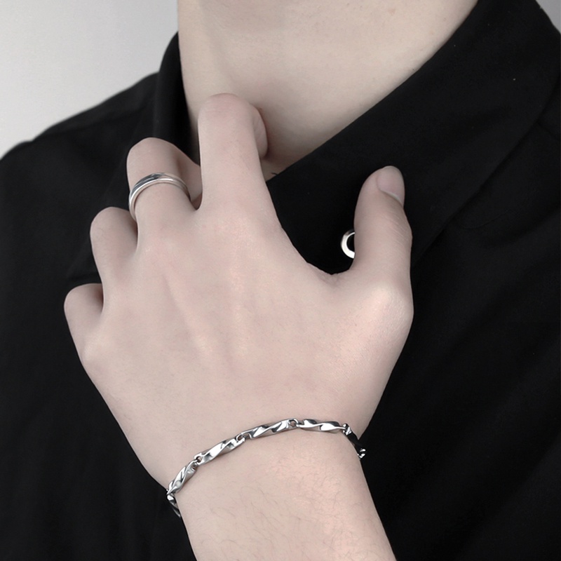 Vòng Tay Lắc Tay Nam Nữ Thép Titan Không Gỉ Dáng Chuỗi Xoắn B22