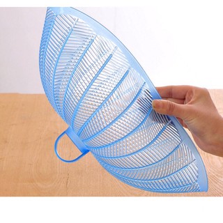 lồng bàn úp đậy bát đĩa thức ăn