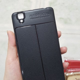 Ốp Oppo R7s dẻo đen vân da