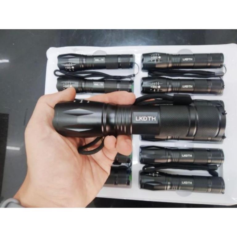 Đèn Pin Siêu Sáng T6 nhôm nguyên khối chống nước [ Tặng pin 18650 & Sạc Zoom