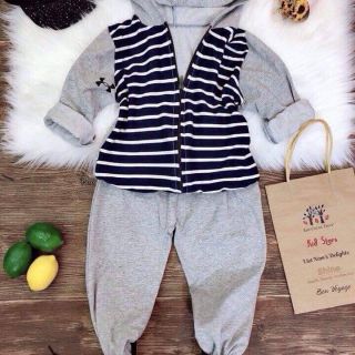 Com bo sét bộ ấm bé