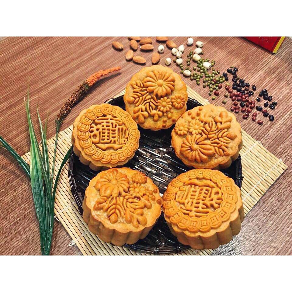 ( ảnh thật + deal sốc ) hoả tốc hộp bánh trung thu 4 cái quà tặng đủ vị siêu đặc biệt _trathaomocsi