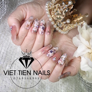 Vương miện chụp ảnh nail
