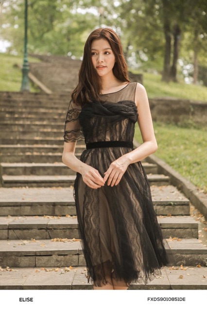 Đầm Elise ren đen XL