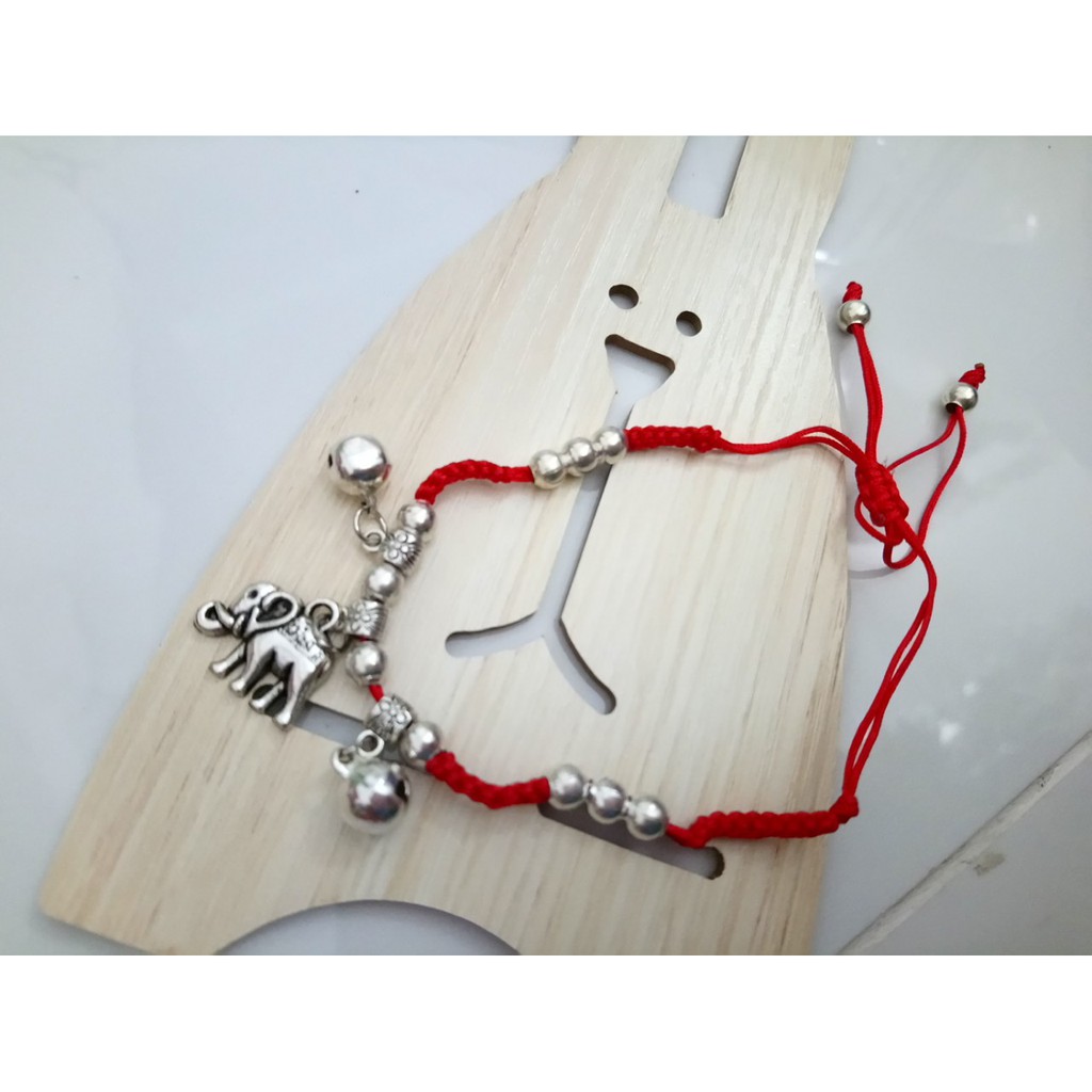 Vòng tay free size phong thủy mix kim loại voi. hàng luôn có sẵn, mẫu đẹp y hình. hình shop tự chụp nha các bạn.
