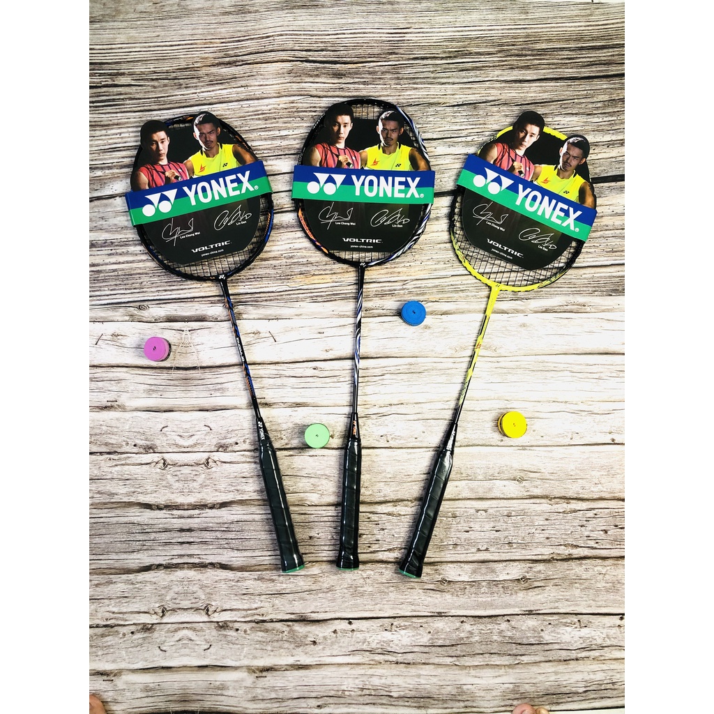 VỢT CẦU LÔNG YONEX khung hợp kim siêu nhẹ,bền lực căng dây 8,5kg (nặng 85-90gr)- Tặng 1 cuốn vợt &amp; 1 bao vợt (1 cây)