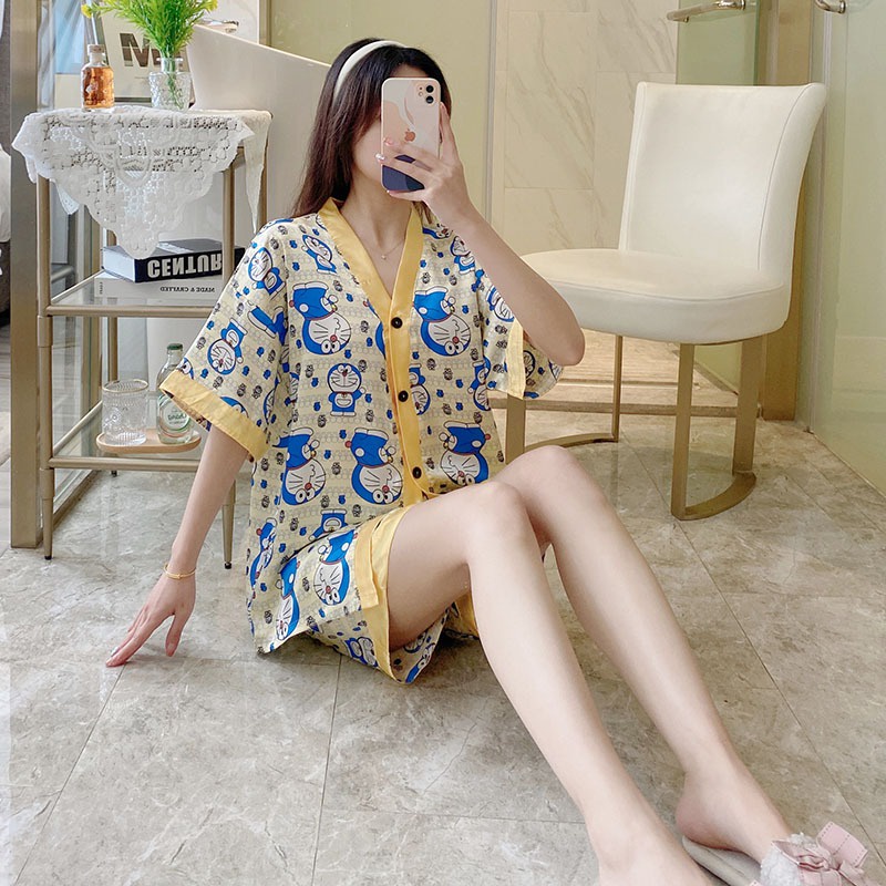 Bộ Đồ Ngủ Tay Ngắn Dáng Rộng Vải Lụa Satin Dành Cho Nữ