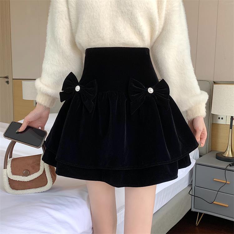 Chân Váy Nhung Ngắn Lưng Cao Dáng Ôm Đính Nơ Thời Trang Thu Đông Mới