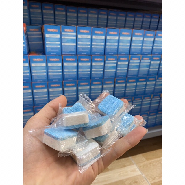 Hộp 12 viên tẩy lồng máy giặt Không cần đến thợ tháo máy giặt ra để vệ sinh nay bất kỳ ai cũng có thể tự làm được ở nhà.