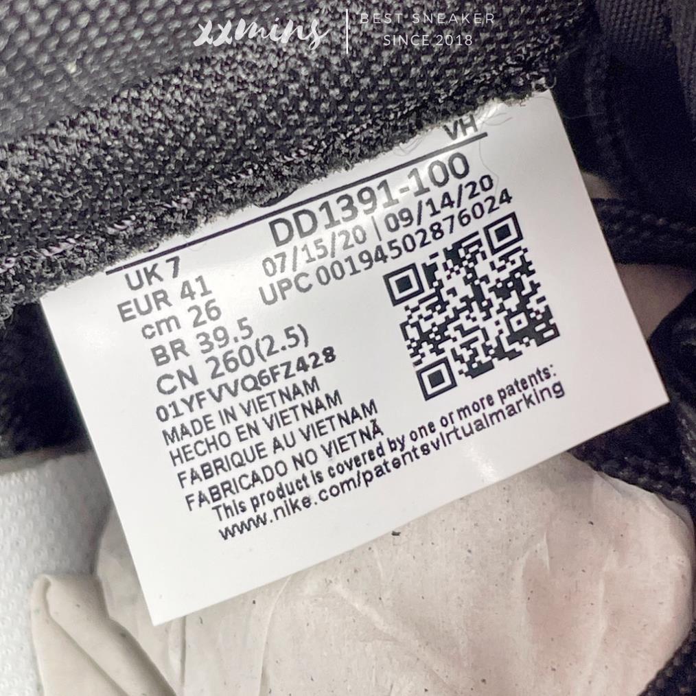 Giày SB Dunk Low Panda