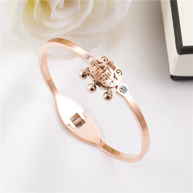 Vòng tay khóa trường mệnh bằng thép titan màu vàng hồng chống nước không dị ứng không phai màu phong cách Hàn Quốc