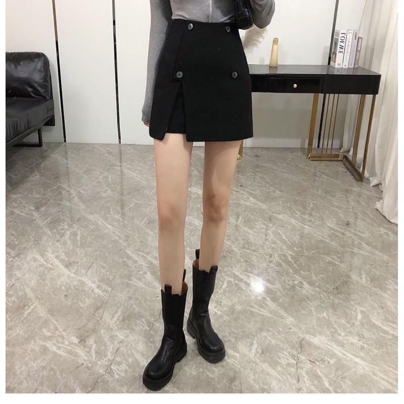Chân váy ngắn chữ A lưng cao có quần trong phối nút xẻ tà cá tính màu đen - Chân váy kaki nữ