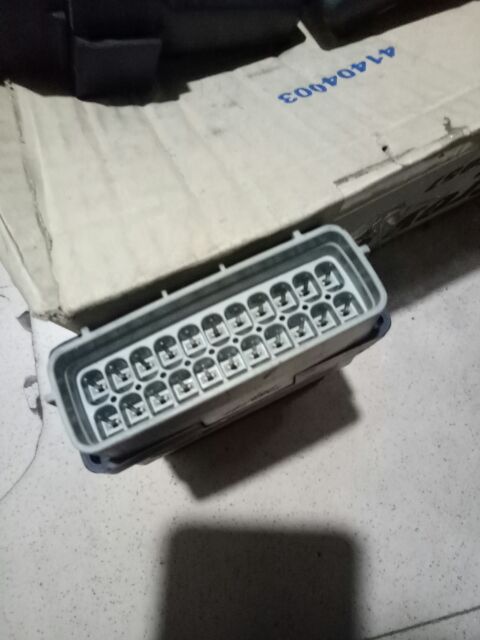 Ic dylan zin theo xe