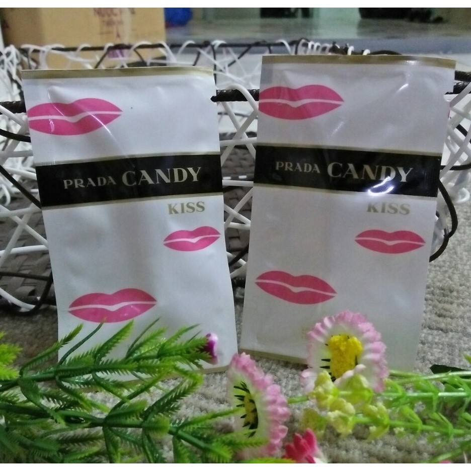 Nước hoa Vial nữ Prada Candy Kiss chai 1.5ml