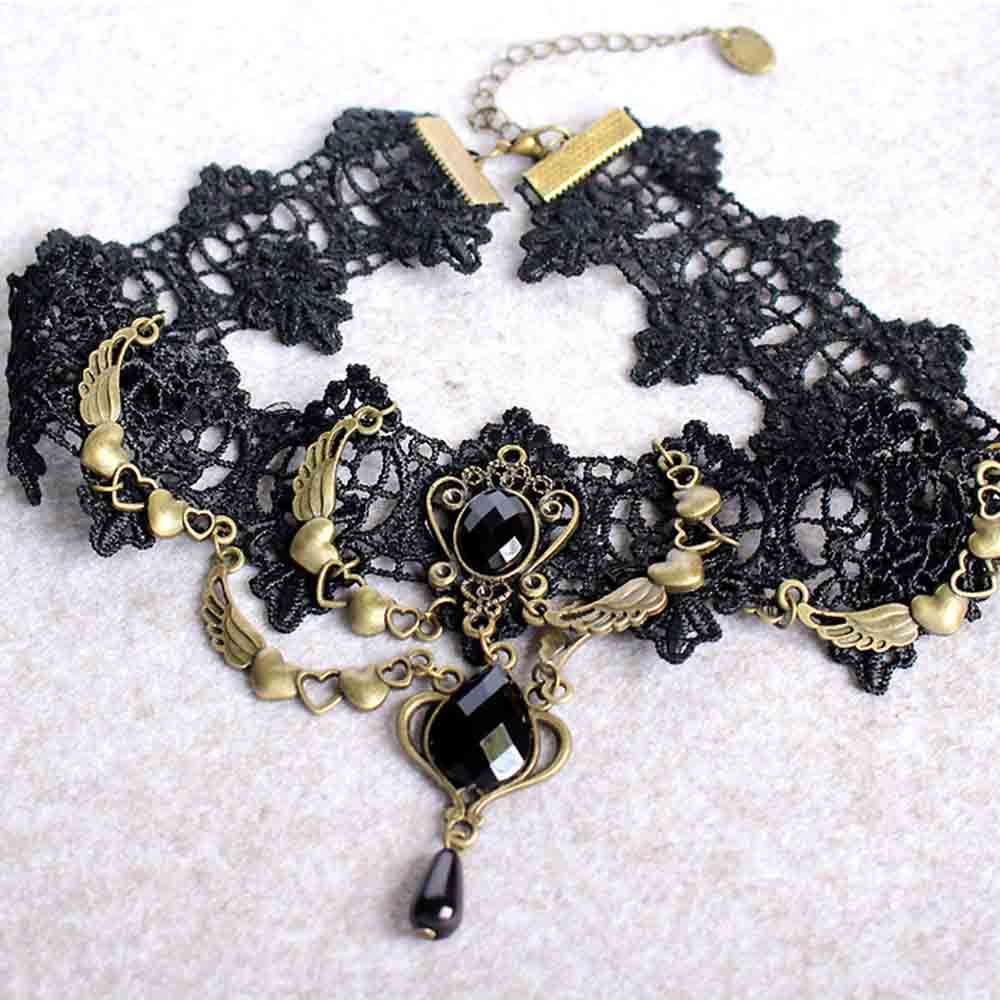 Vòng cổ choker phối ren phong cách Gothic cổ điển thời trang ấn tượng