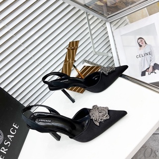 Giày cao gót versace mặt đá quai sau