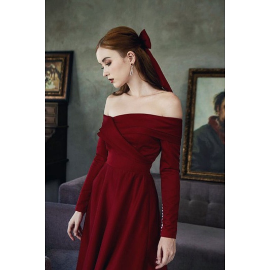 Đầm váy dạ hội cô dâu đi bàn bẹt vai xếp ly,phối nơ lưng sang chảnh