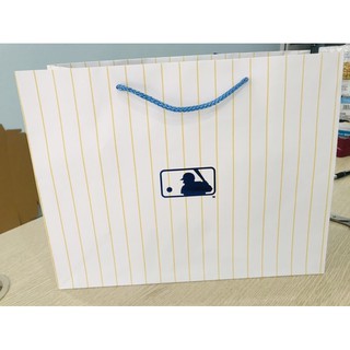 Túi Giấy Xách MLB ( dây xanh nhạt)