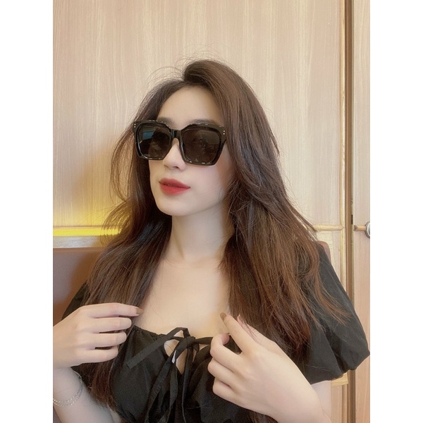 Kính Shein full box chính hãng -có mail mua hàng của web chính hãng