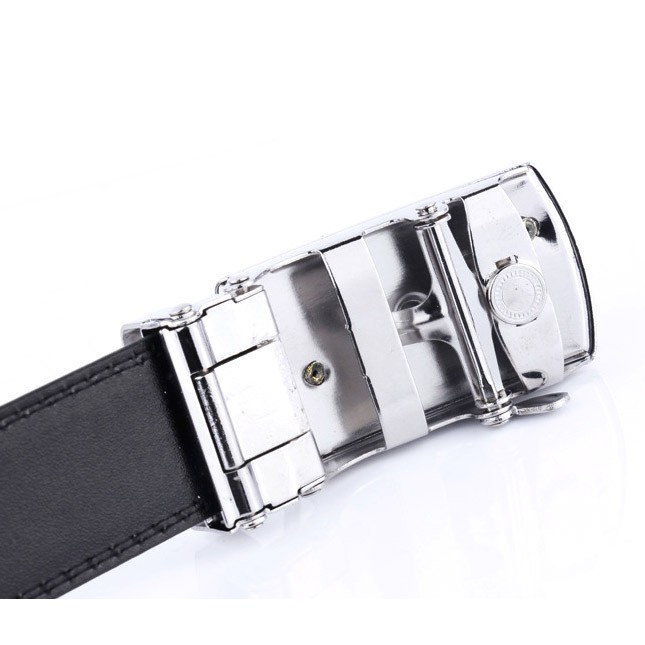 Thắt lưng mặt báo