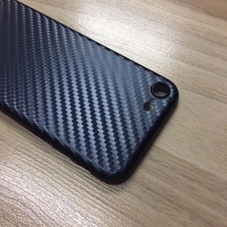 Ốp lưng vân carbon cao cấp sang trọng cho iPhone 6/6plus/7/7plus/8/8plus