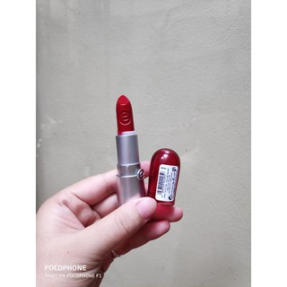 Son velvet matt Essence 09 - Đỏ rượu